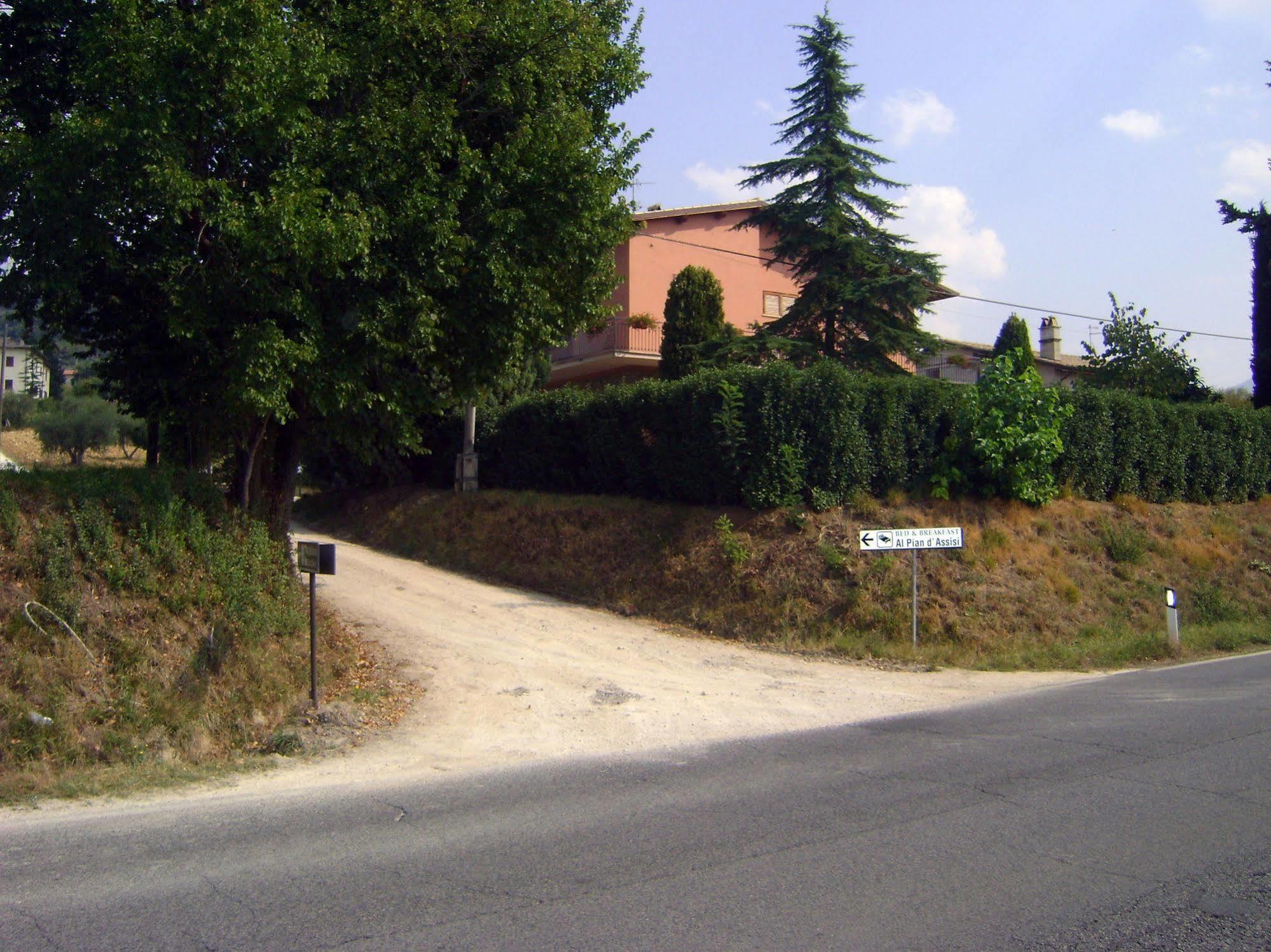 Bed & Breakfast Al Pian D'Assisi Kültér fotó